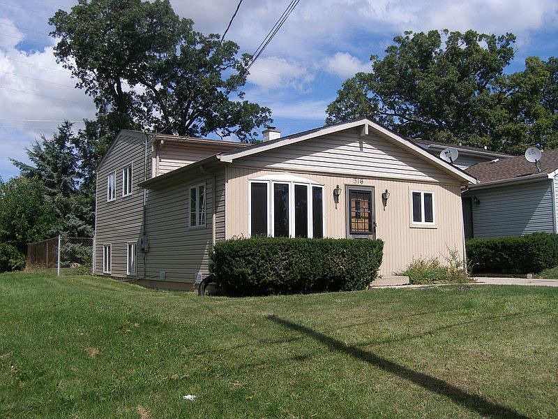 1st image of 316 E Clarendon Dr