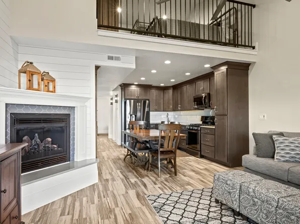 2176 S Bear Lake Blvd #245, Garden City, UT 84028