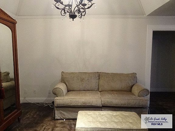 3rd image of 2813 Scotch Pine Ct