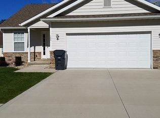 164 Sand Hill Ln, Warsaw, IN 46582