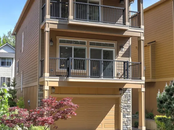 12722 35th Avenue NE #C, Seattle, WA 98125