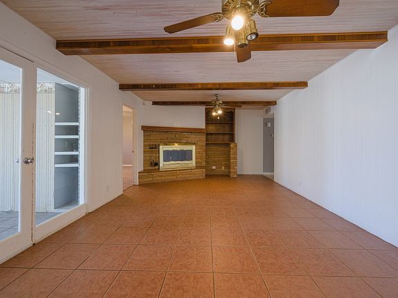 5th image of 3129 Blossom Ln