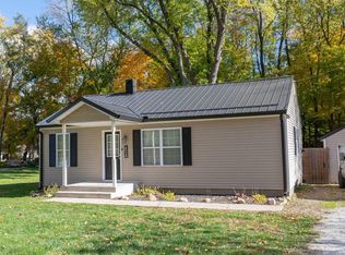 654 S Apple Rd, Osceola, IN 46561