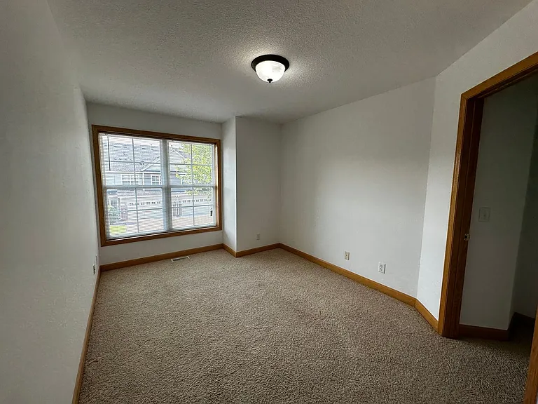 5793 Mount Curve Blvd — Photo 11