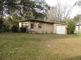 6920 W Rhode Island Dr, Jacksonville, FL 32209