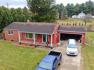 20779 N Dixboro Rd, South Lyon, MI 48178