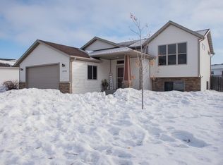 4792 44th St S, Fargo, ND 58104
