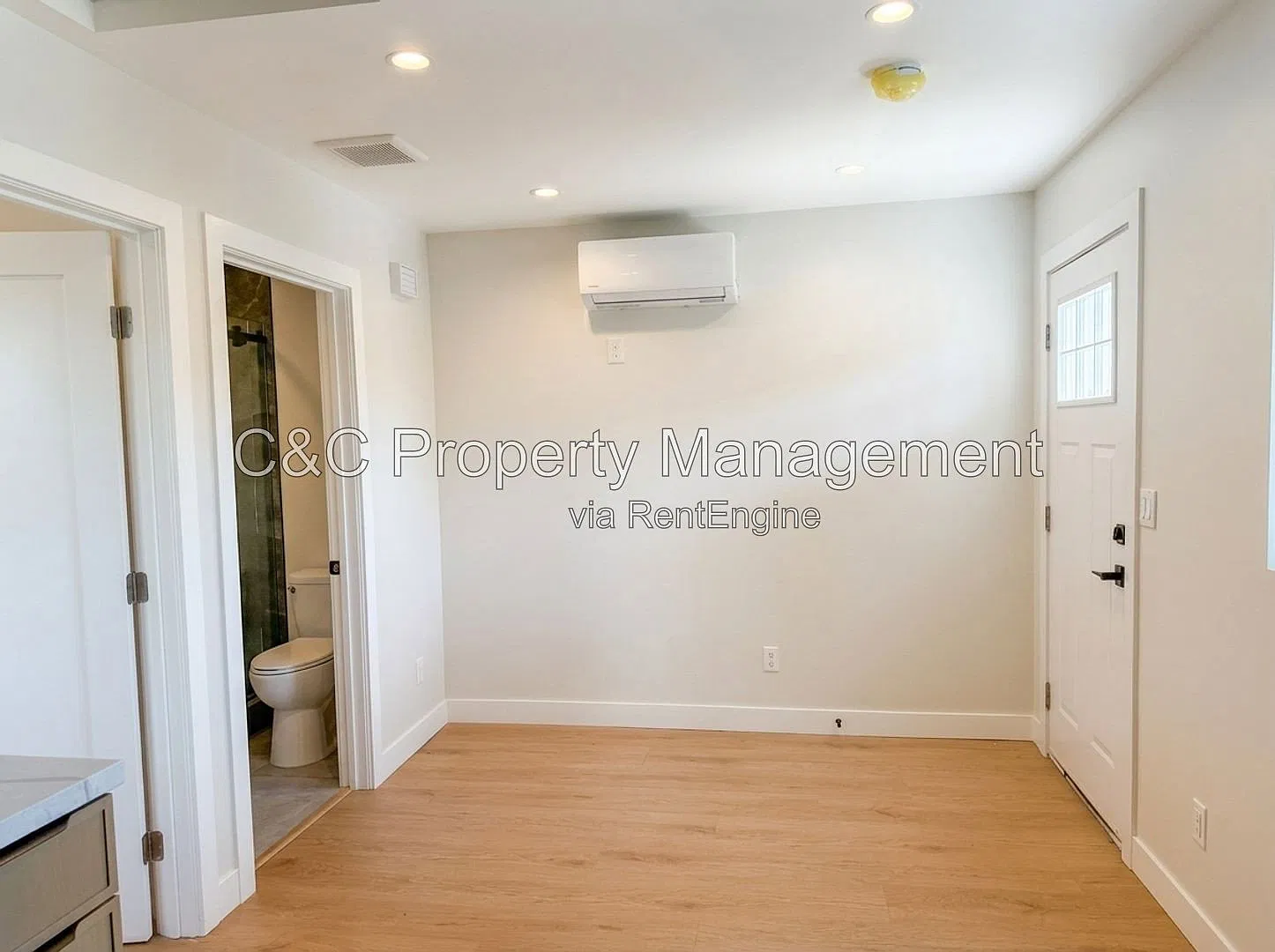 1 bed, 1.0 bath, $2,100 — Photo 4