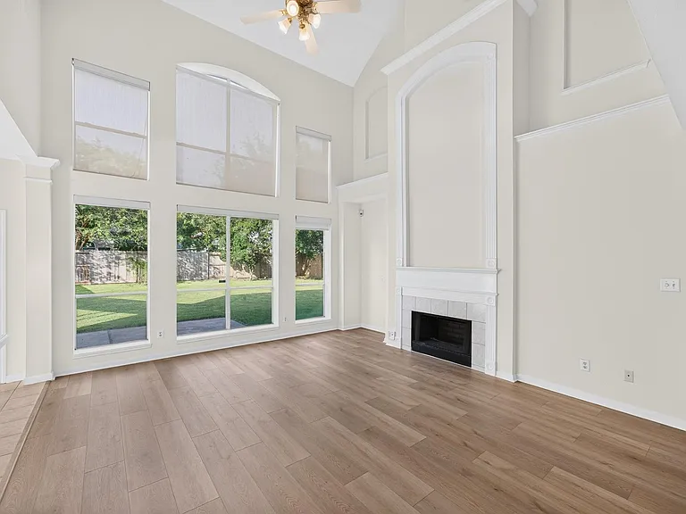 1727 Emma Cove Ct — Photo 15