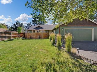 27 SE Benaiah Cir, Bend, OR 97702