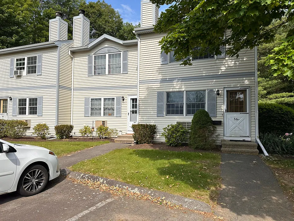 58 Crystal Ln #C