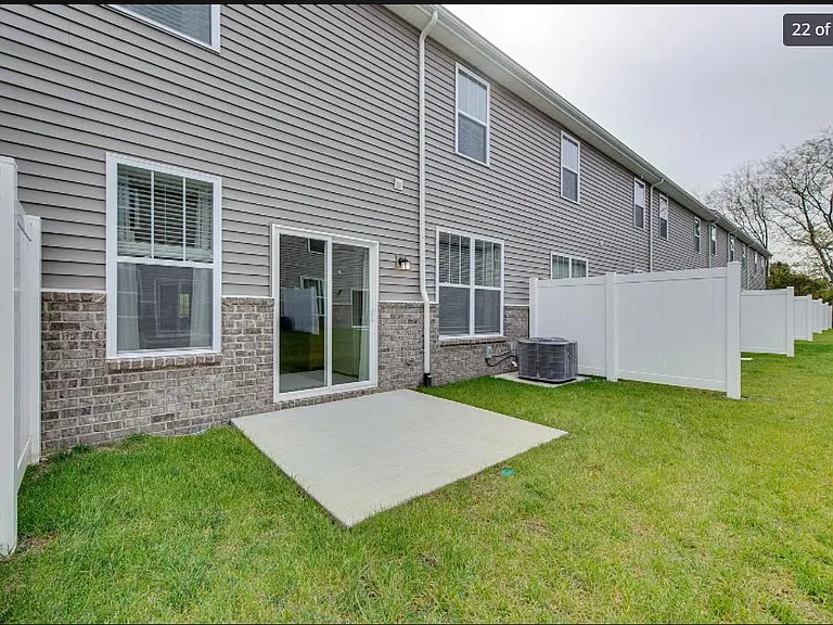 758 Mickelson Way — Photo 24