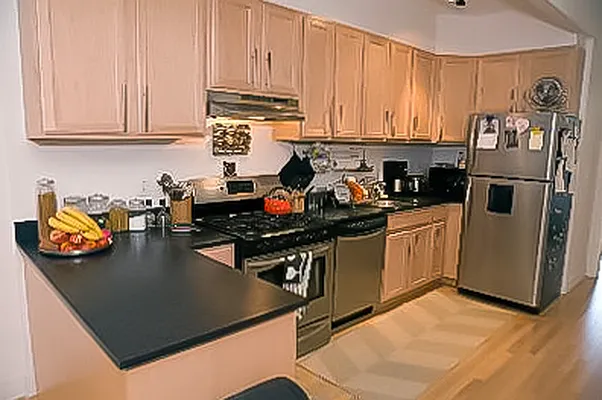 Rented by Highline Residential | media 11