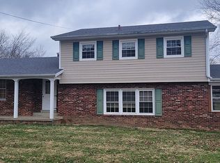 106 Redwood Dr, Stanford, KY 40484