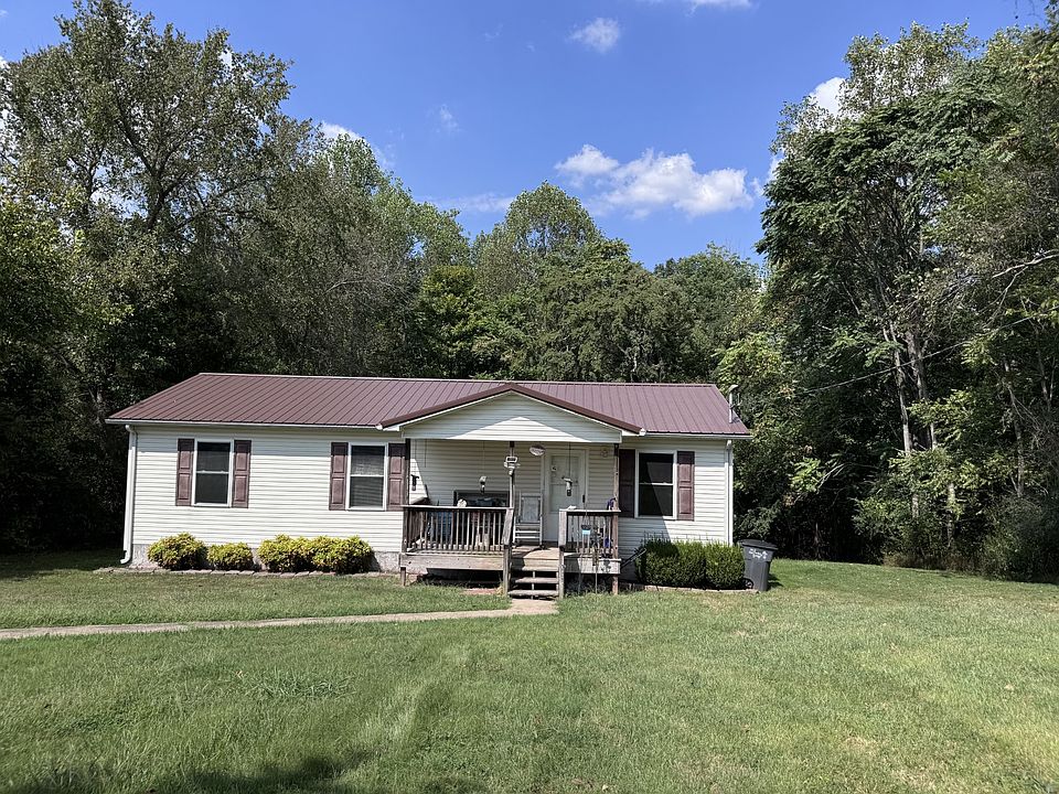 1st image of 634 Bennett Hill Rd