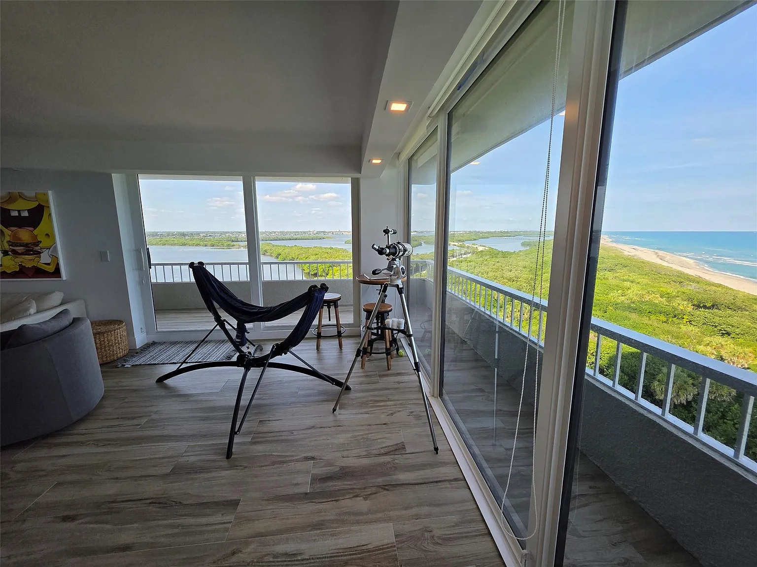 2 bed, 2.0 bath, 1435 sqft, $9,000 — Photo 4