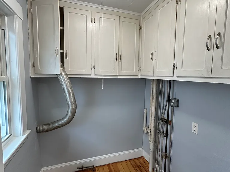 46-48 Baker St #1 — Photo 14