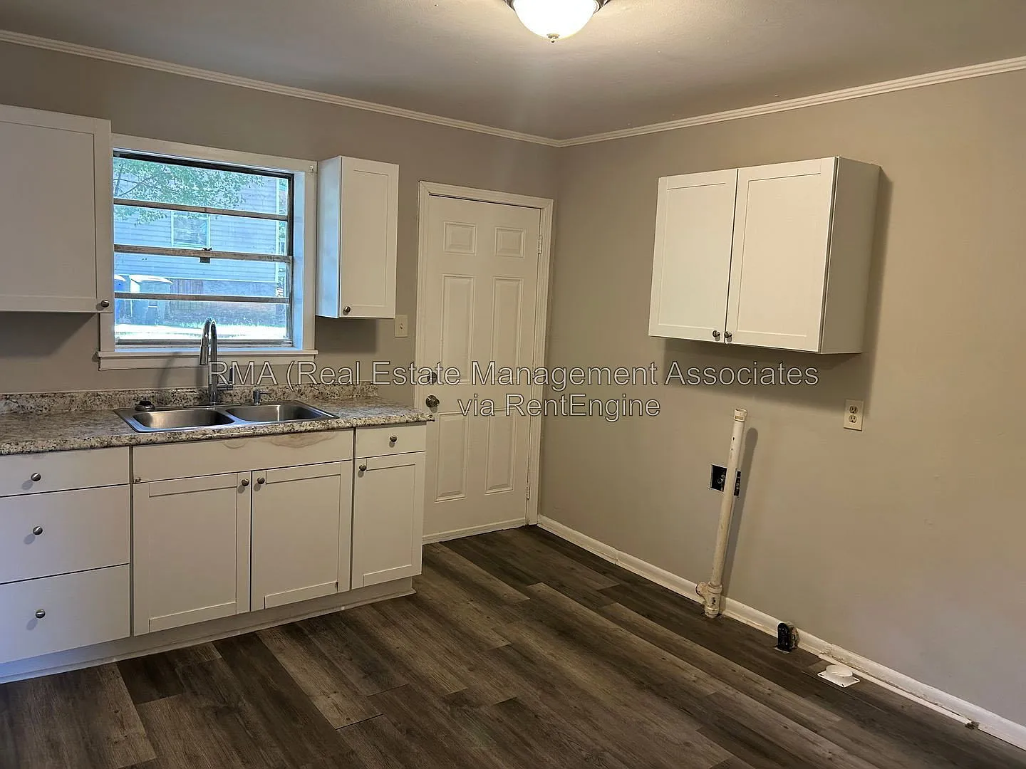 2 bed, 1.0 bath, 756 sqft, $850 — Photo 3