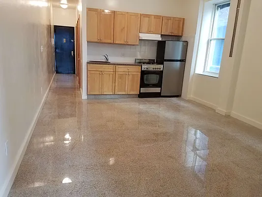 Rented by Urban Realty NYC | media 16