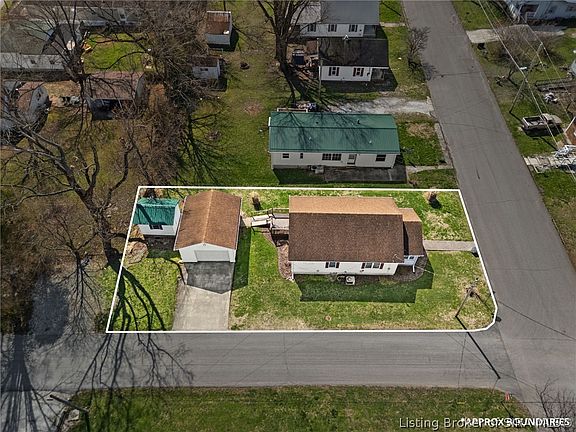 3rd image of 400 Josephine Street