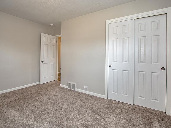 5th image of 1481 Miami Dr NE