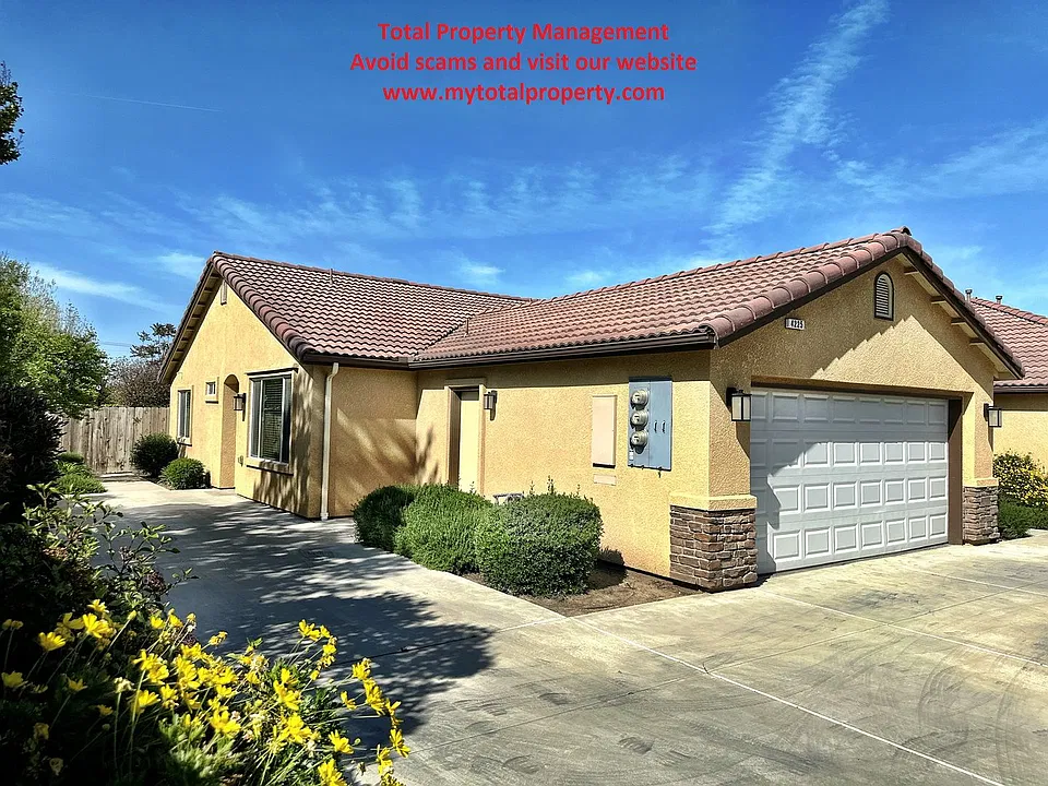 4225 E Burrel Dr