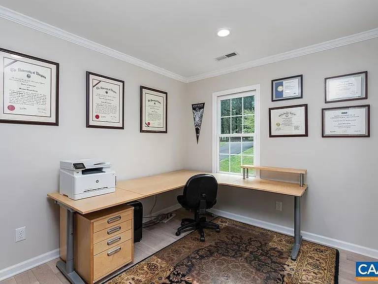 2810 Locust Hill Dr — Photo 13