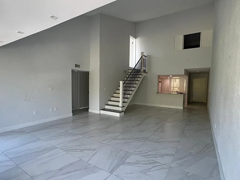 730 Coral Way #302 — Photo 12