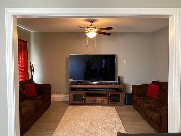 2nd image of 4300 Pleasant Dr