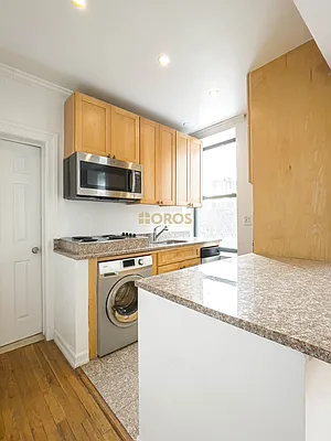 Rented by City Connections Realty | media 11