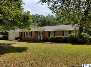 603 Lakeshore Dr, Bennettsville, SC 29512