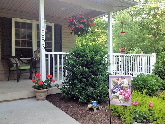 3rd image of 356 Comanche Dr