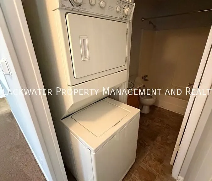 1609 McVeigh Rd #7 — Photo 4