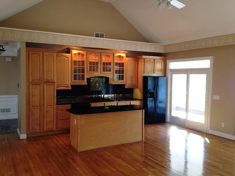 3345 Fairway Dr — Photo 3