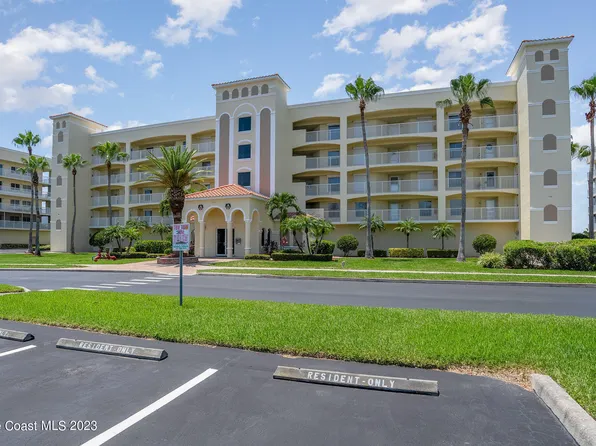 742 Bayside Dr Unit 302, Cape Canaveral, FL 32920