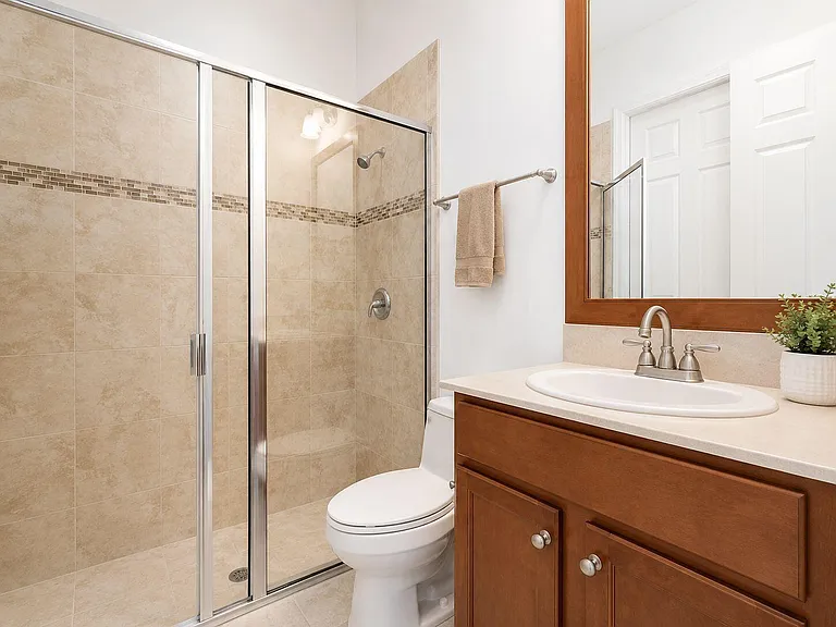 8408 NW 40th St — Photo 5