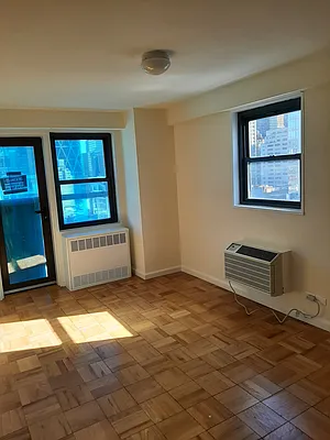 Rented by CitySites Real Estate Group | media 7