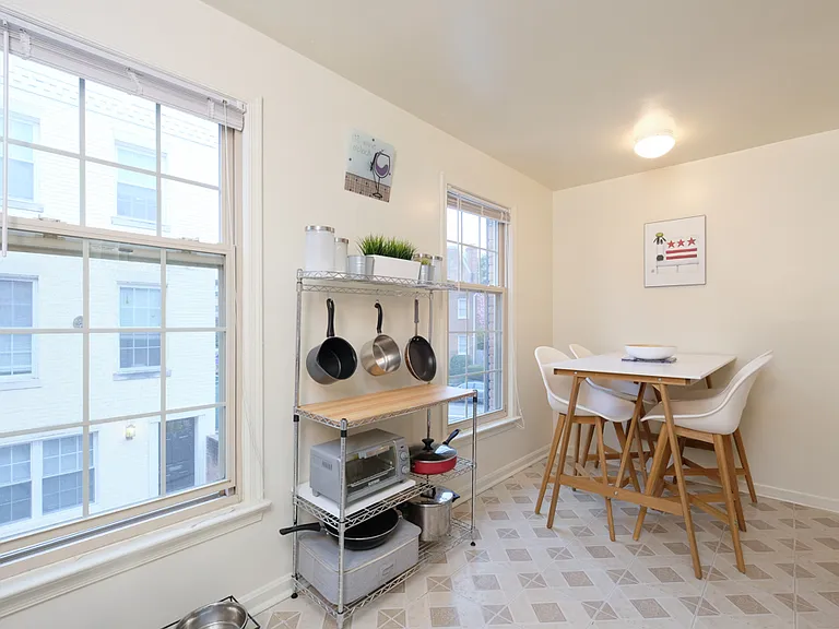 4450 Macarthur Blvd NW #7B — Photo 7