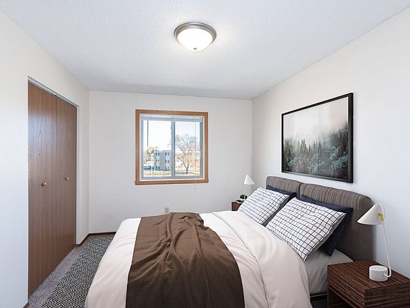 Fargo, ND Hartford Apartments | 11A | Bedroom