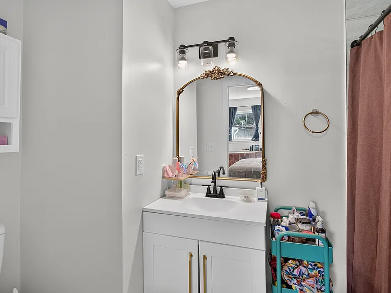 1315 Phyllis Dr — Photo 22