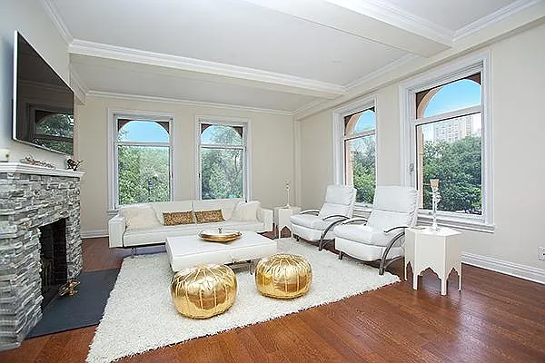 Sold by Keller Williams NYC | media 7