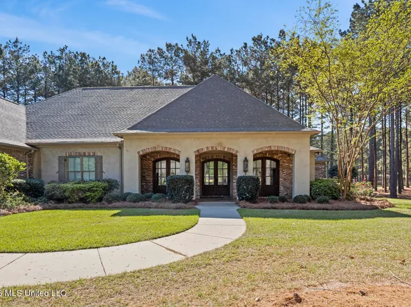 105 Livingston Dr, Madison, MS 39110