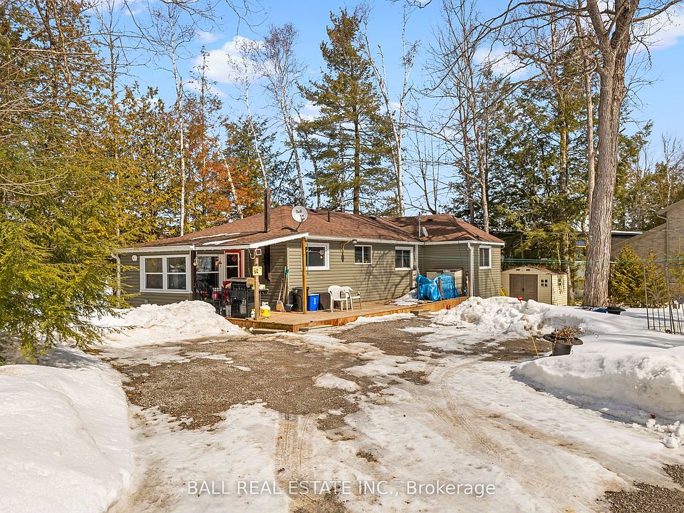 1st image of 1561 Crystal Lake Rd