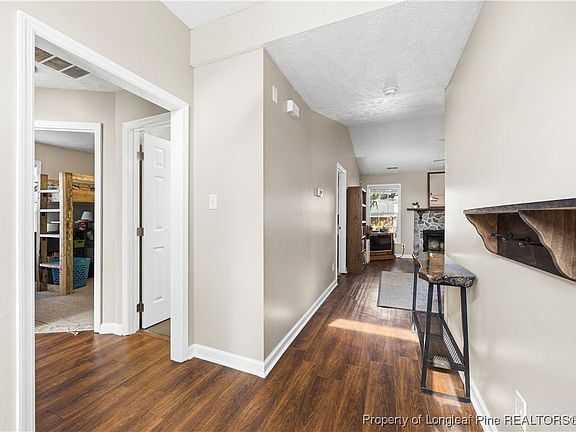 4th image of 152 Independence Dr