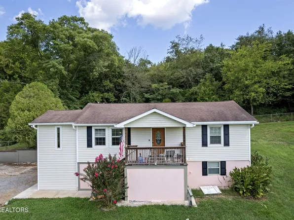 1192 Lakeview Rd, Lenoir City, TN 37772