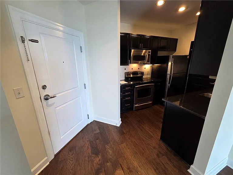 325 E Paces Ferry Rd NE #2104 — Photo 2