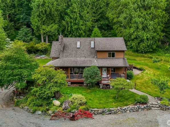 3378 Deer Trails Lane, Bow, WA 98232