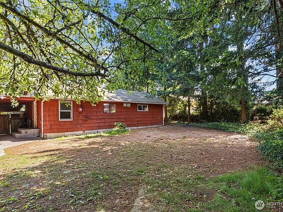 5th image of 20430 52nd Avenue W