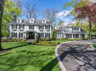 873 Apache Rd, Franklin Lakes, NJ 07417