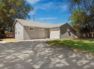 2386 Roxbury Dr, San Bernardino, CA 92404